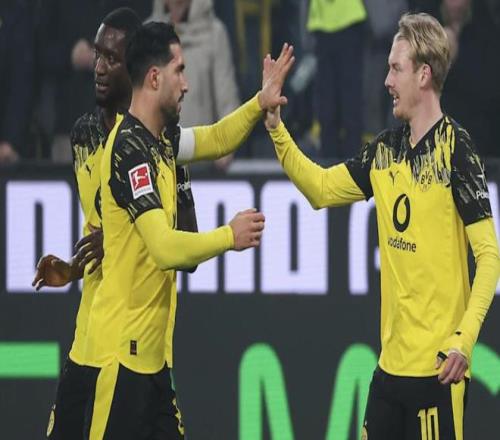 刘英,校园篮球界,璀璨明星,立博体育官方,立博体育在线官网,立博体育线上,立博体育APP